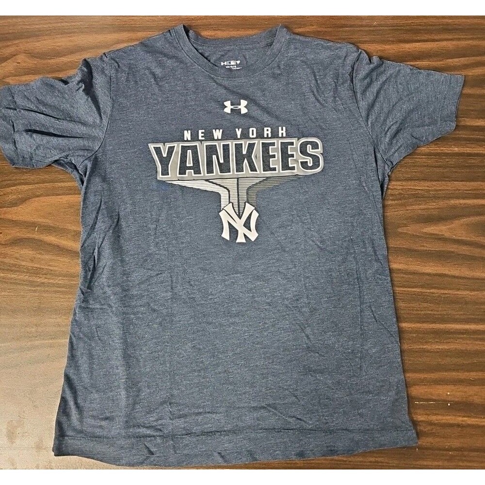 New York Yankees Shirt Womens L Gray Silver Spell Out Logo MLB Baseball Tee UA